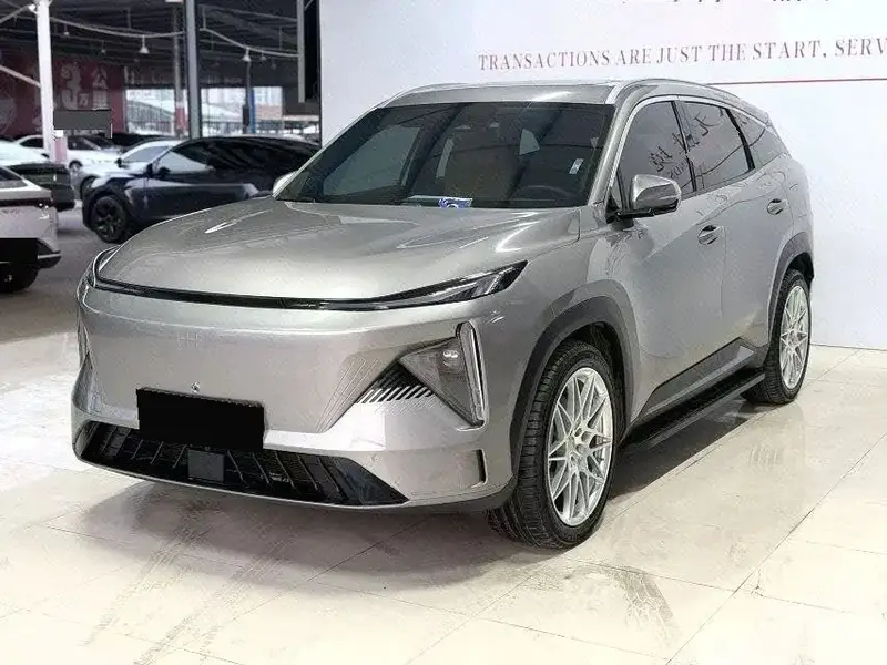 Geely Galaxy L7 2023 — 1.5T Hybrid 115 км MAX · АКПП · 2WD · пробег 45 610 км