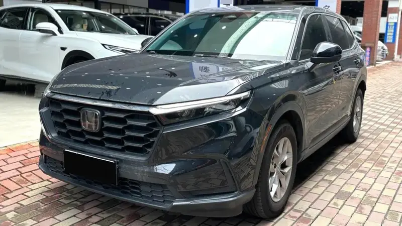 Honda CR-V 2023 — Fashion Edition · 1.5 бензин · пробег 49 231 км · богатая комплектация